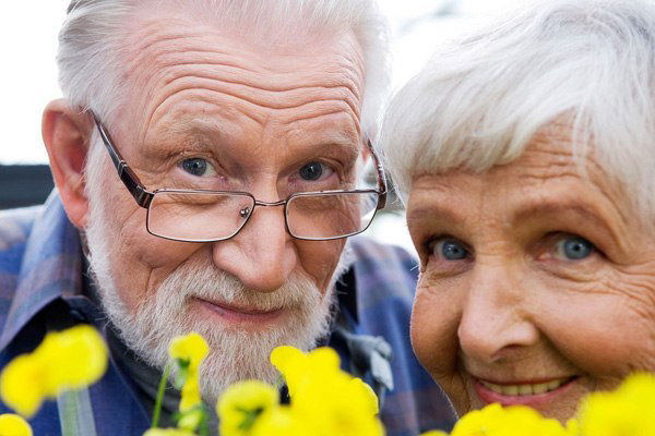 Как взять кредит пенсионеру?