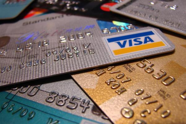 Как правильно пользоваться кредиткой?