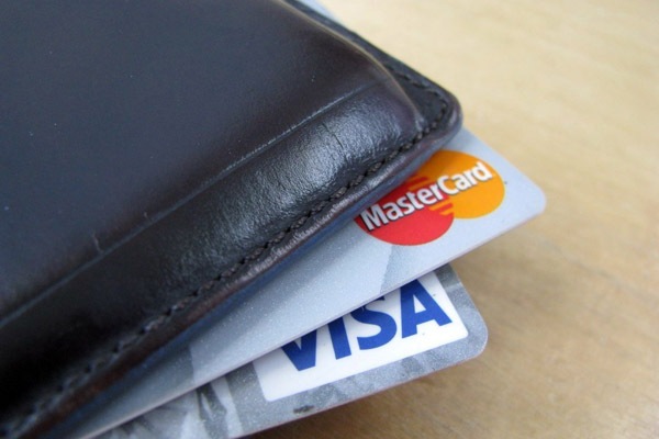Так ли удобна кредитная карта без справок?