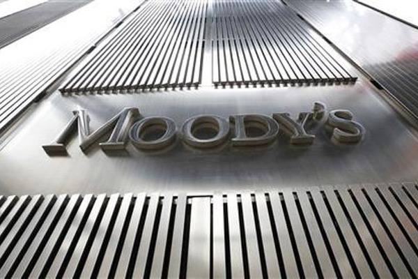 Moody 's принялись за старое?