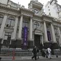 Аргентинское правительство ослабило валютный контроль