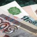 Доллар опустился ниже 36 рублей