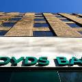 Банк Lloyds сокращает 9000 рабочих мест