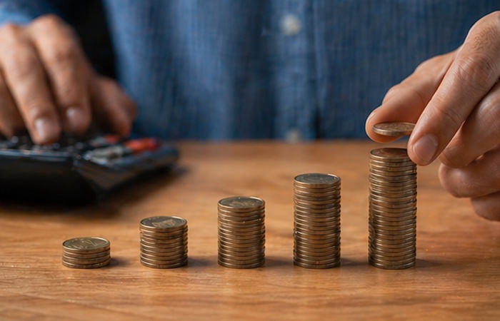 Микро - и макрозаймы: Почему один кредит в 100 000 ₽ выгоднее пяти по 20 000 ₽