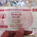 Обречена ли новая валюта Зимбабве на провал